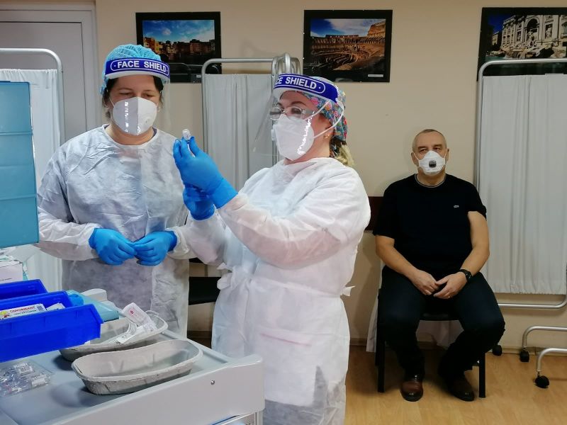 FOTO – A început campania de vaccinare împotriva COVID-19